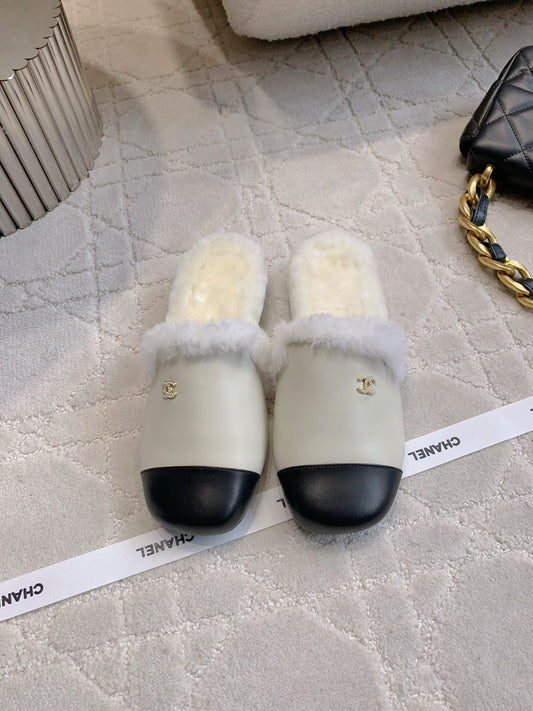 26SS NEW Flat Mule Slides