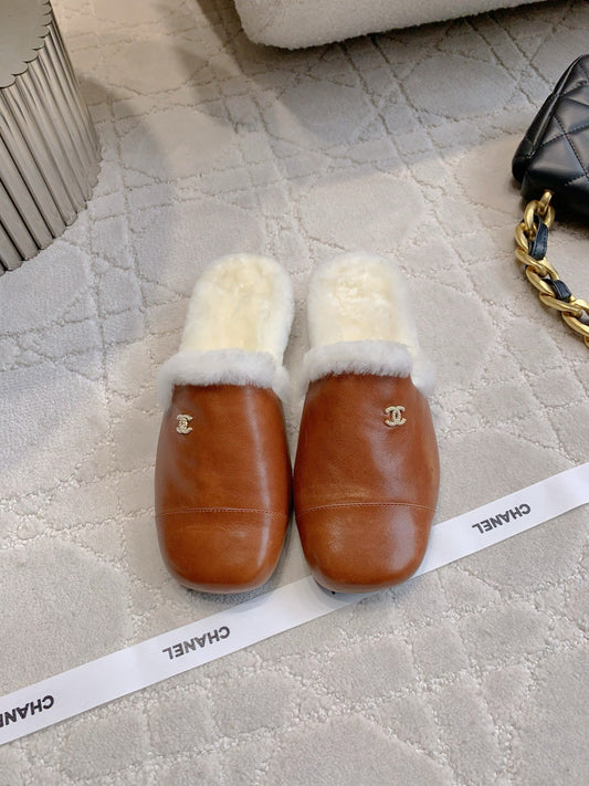 26SS NEW Flat Mule Slides