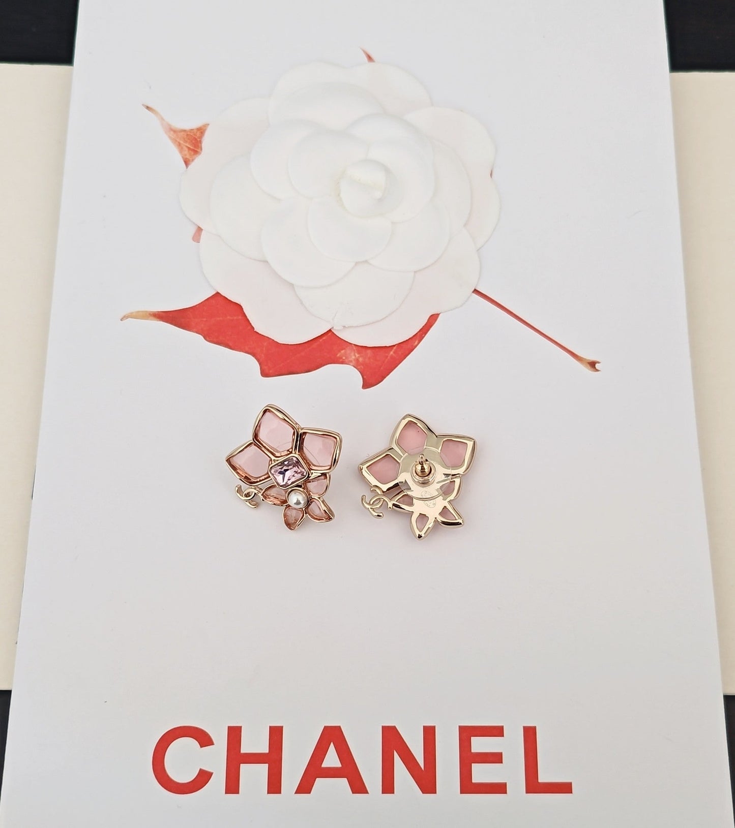 26SS NEW Rose Quartz Flower Stud Earrings