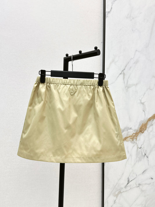26SS NEW Khaki elastic waist nylon short skirt