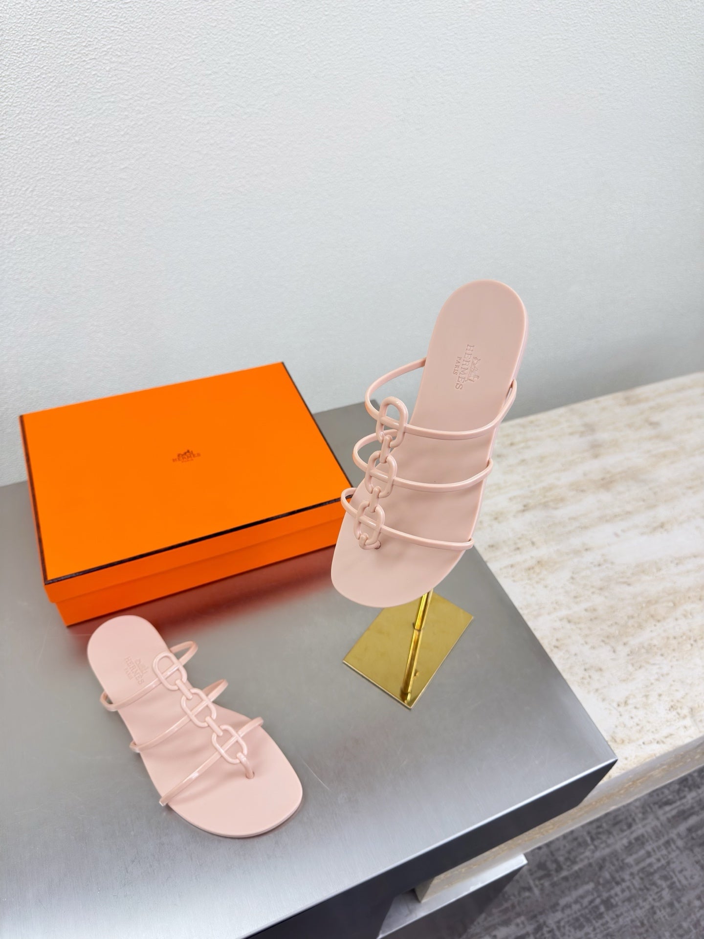 26SS NEU Einfache sexy Pantoletten