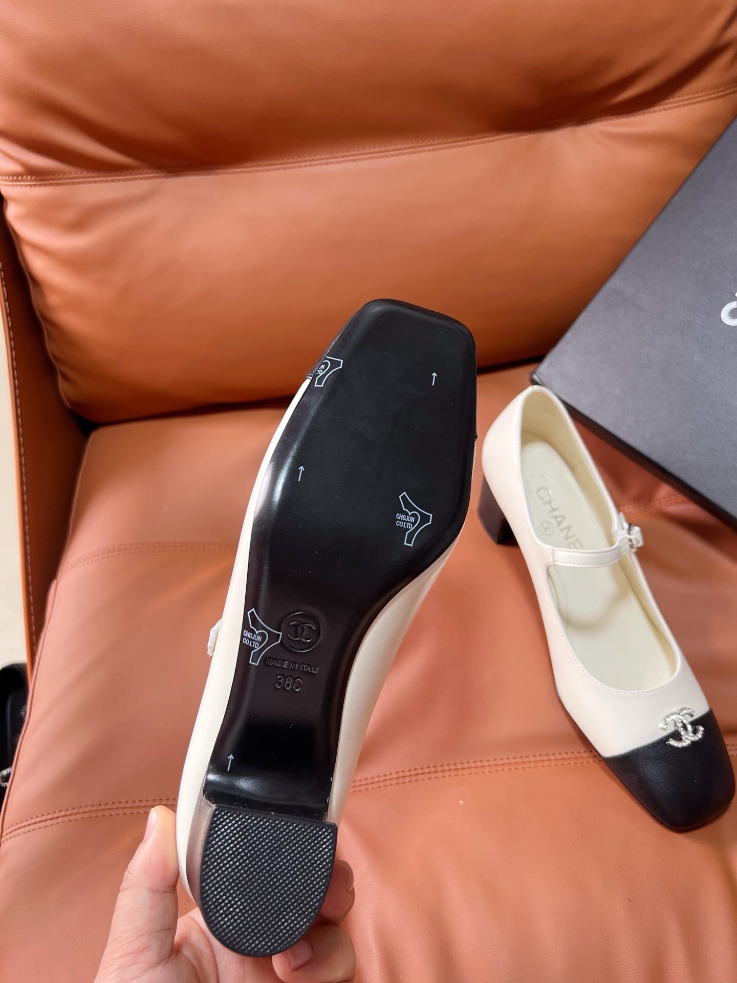 26SS NEUE heiß begehrte Mary-Jane-Schuhe
