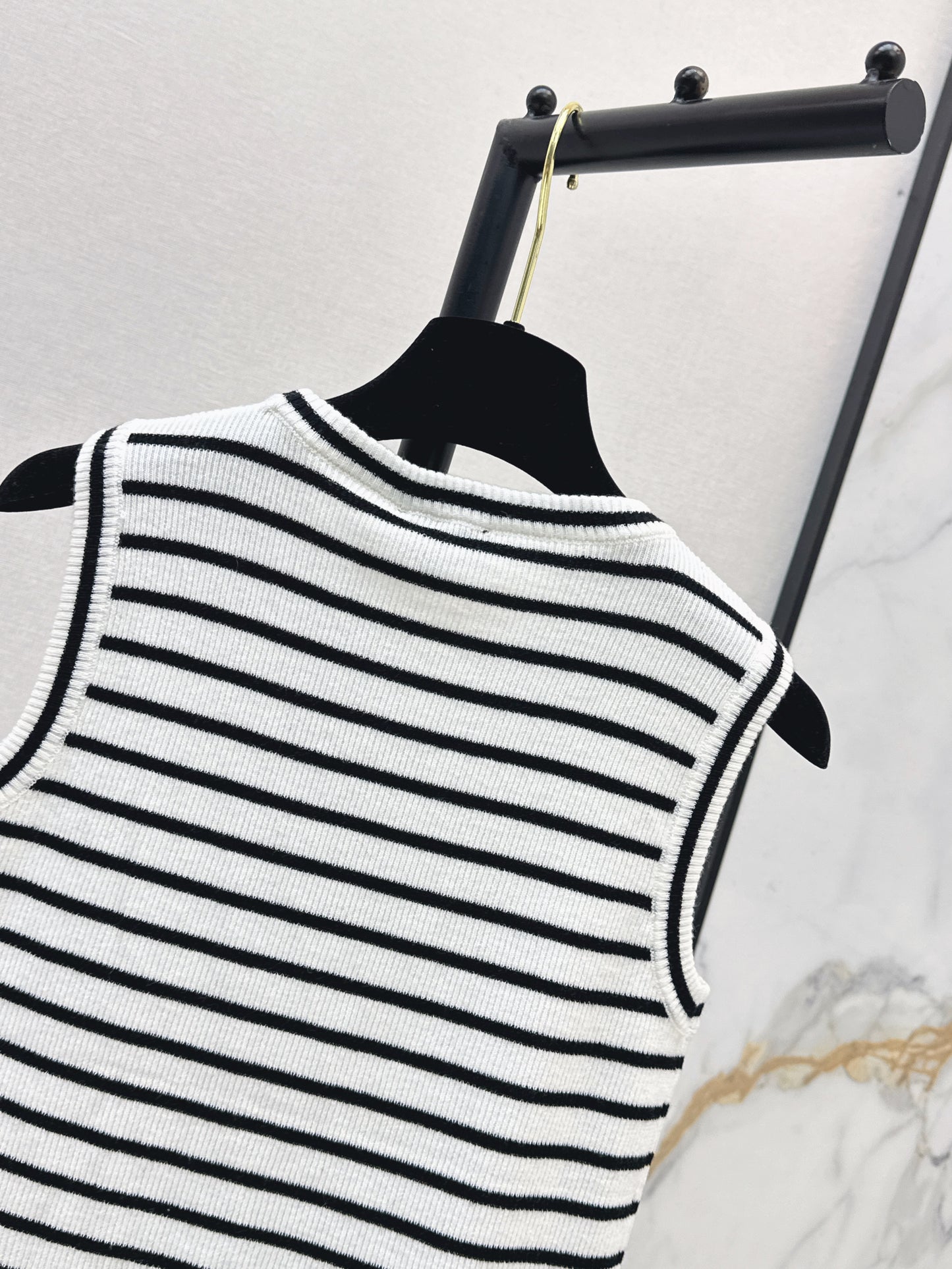 🔥Highest Quality🔥26SS NEW Beach Resort Series Striped Sleeveless Sweater