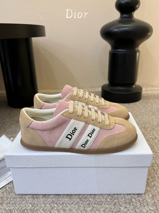 26SS NEW Ribbon Embroidered Sneakers