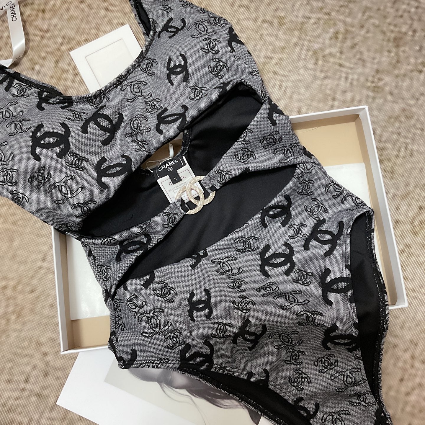 26SS NEW Grey One-Piece Swimsuit 👙
