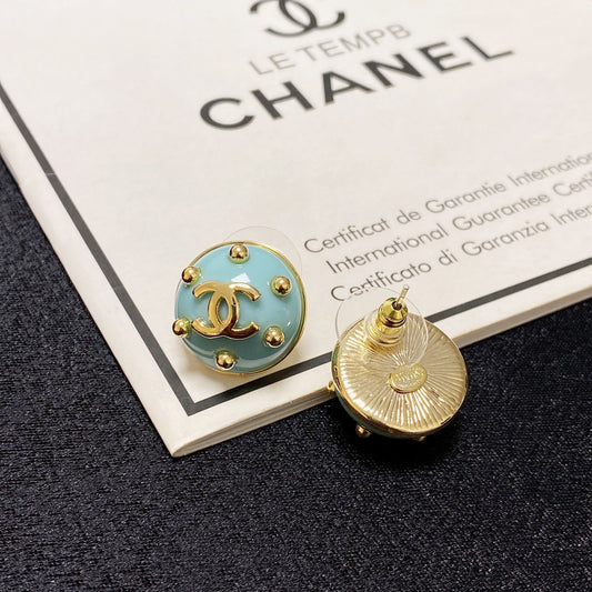 26FW New Minimalist Double-C Stud Earrings 🌺