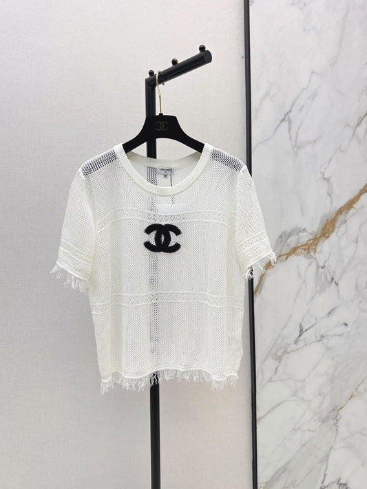 26FW New Short-Sleeve Cut-Out Knit Top 🖤