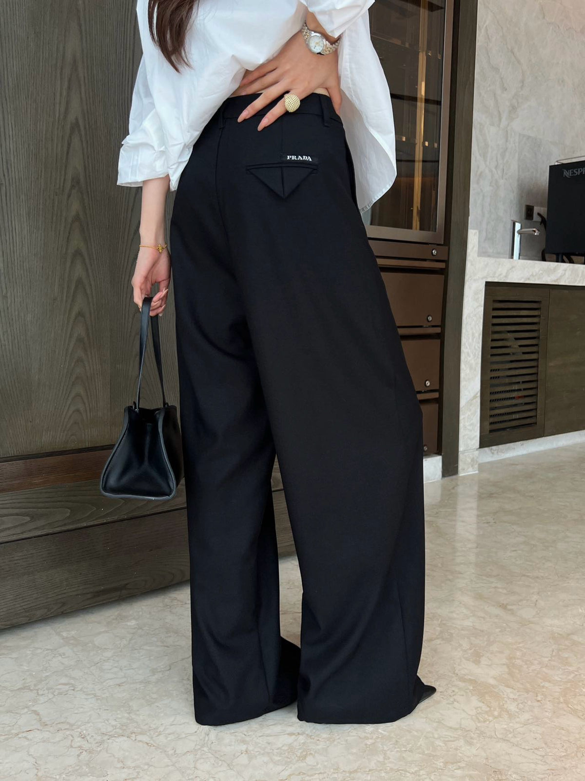 26FW New Wide-Leg Trousers with Gold-Tone Buckle and Triangular Patch Pockets 🖤