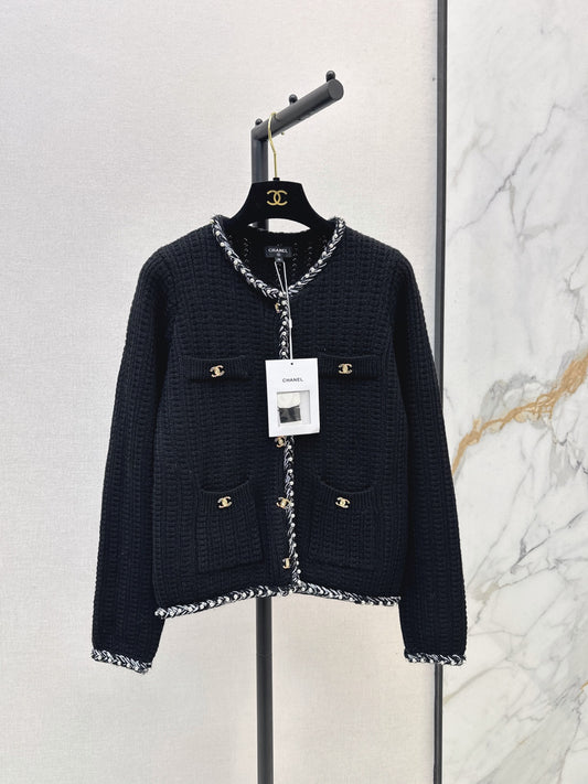 26FW New Four-Pocket Crew-Neck Knit Cardigan 🤍🖤