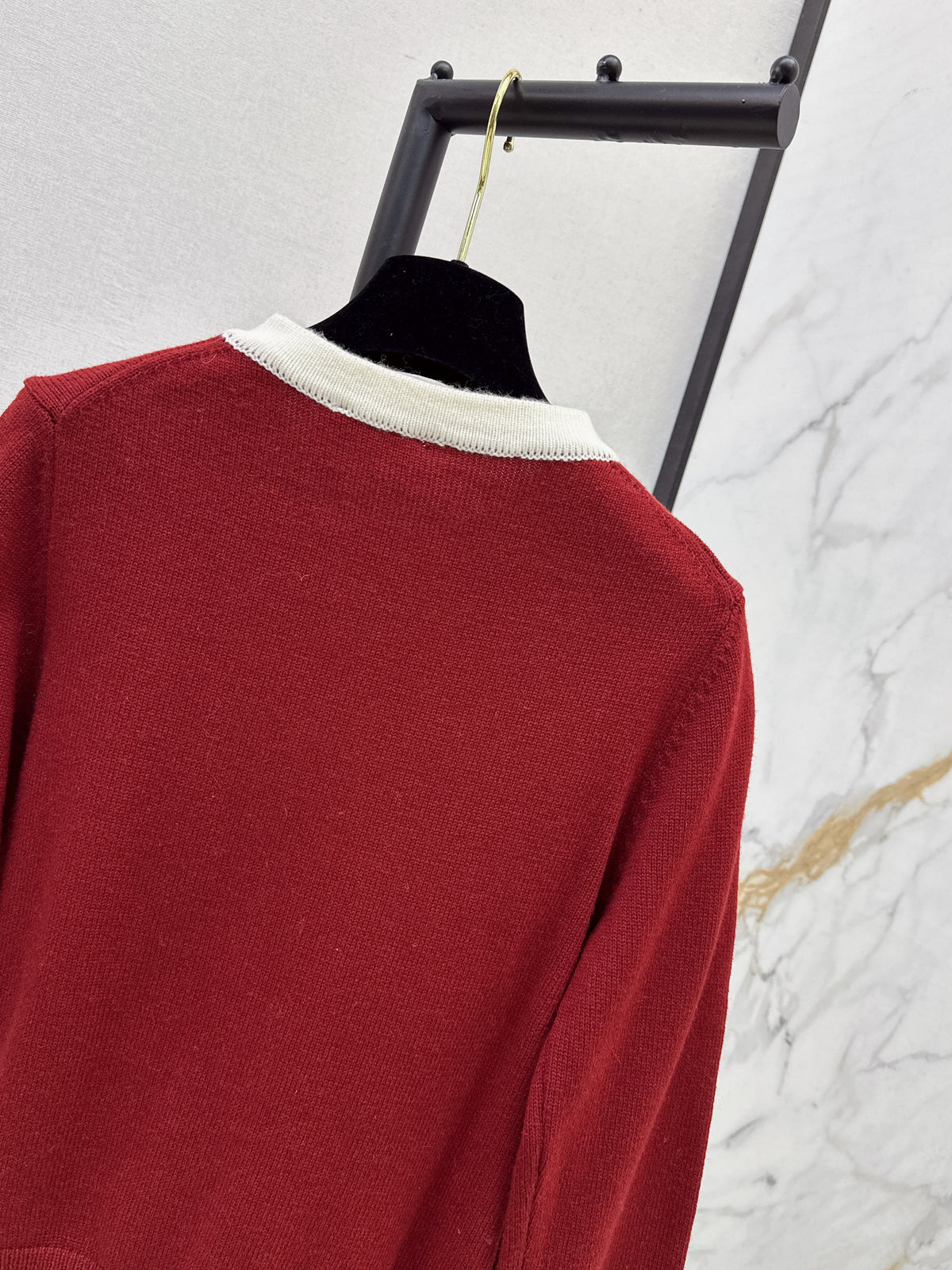 🎄Xmas🎄 26FW New Color-Block Trim Crew-Neck Cardigan 🤍❤️