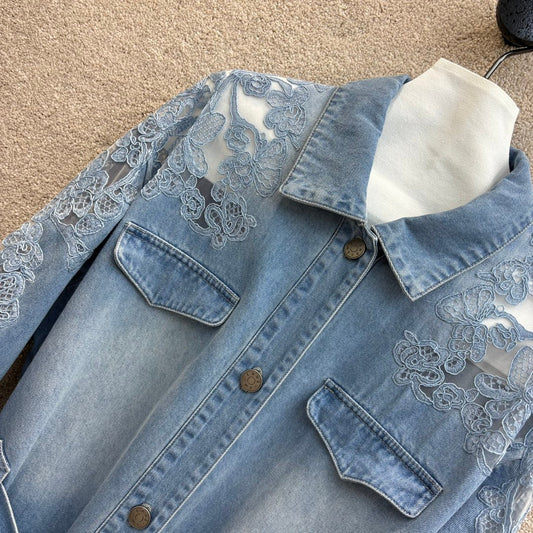 Nueva chaqueta vaquera con patchwork de encaje
