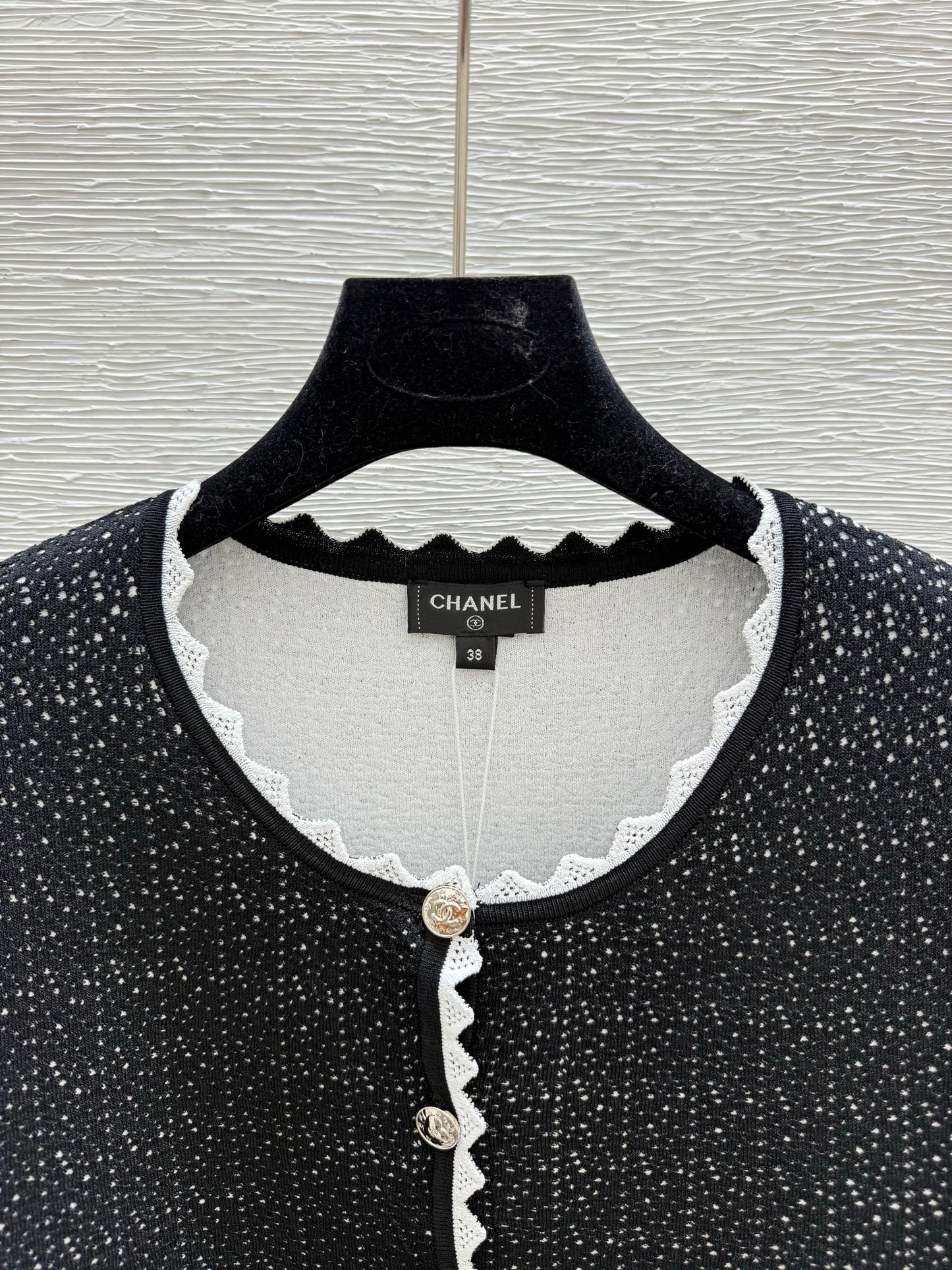 Contrast lace knitted long-sleeved cardigan