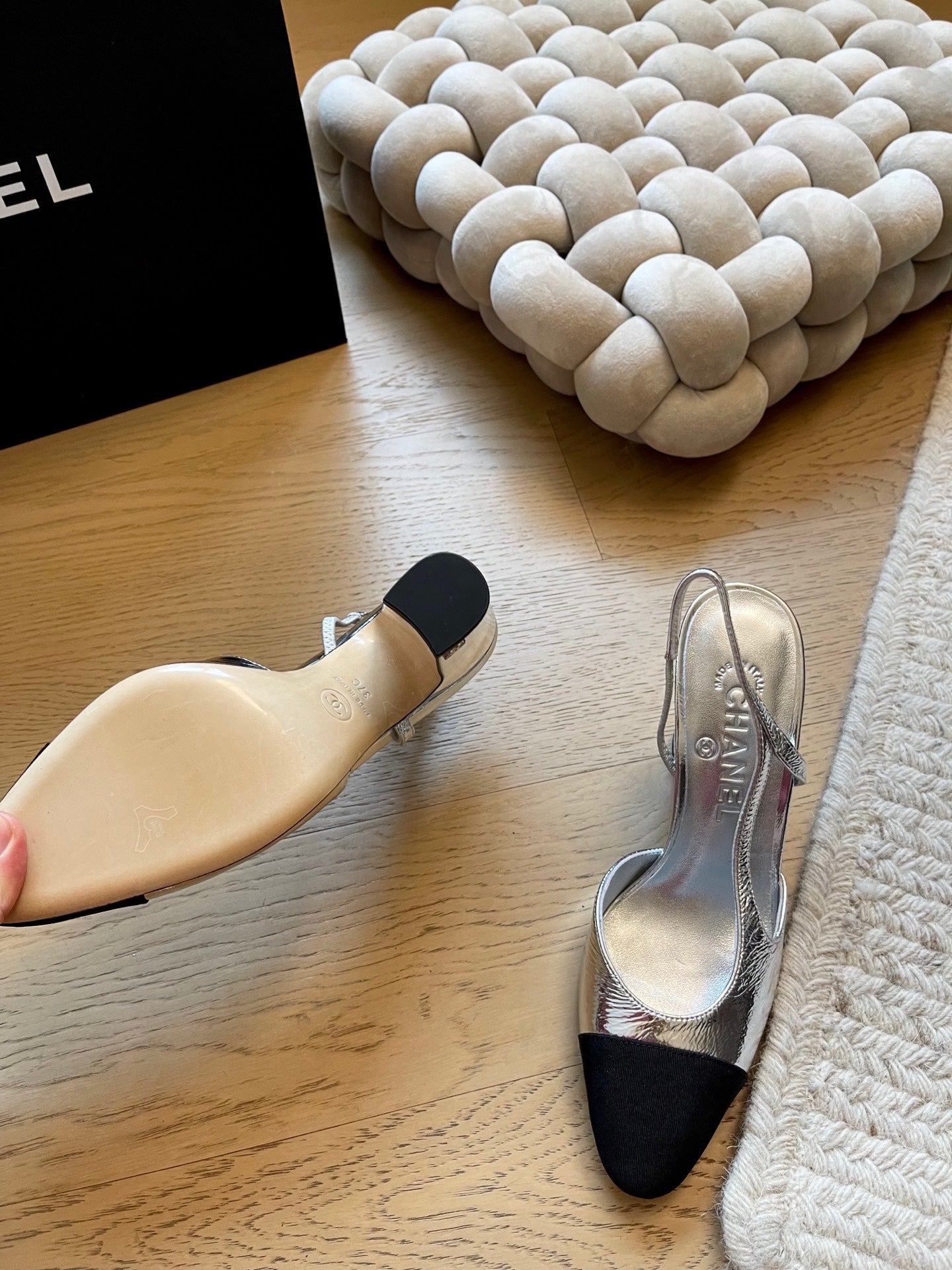 Slingback sandal series