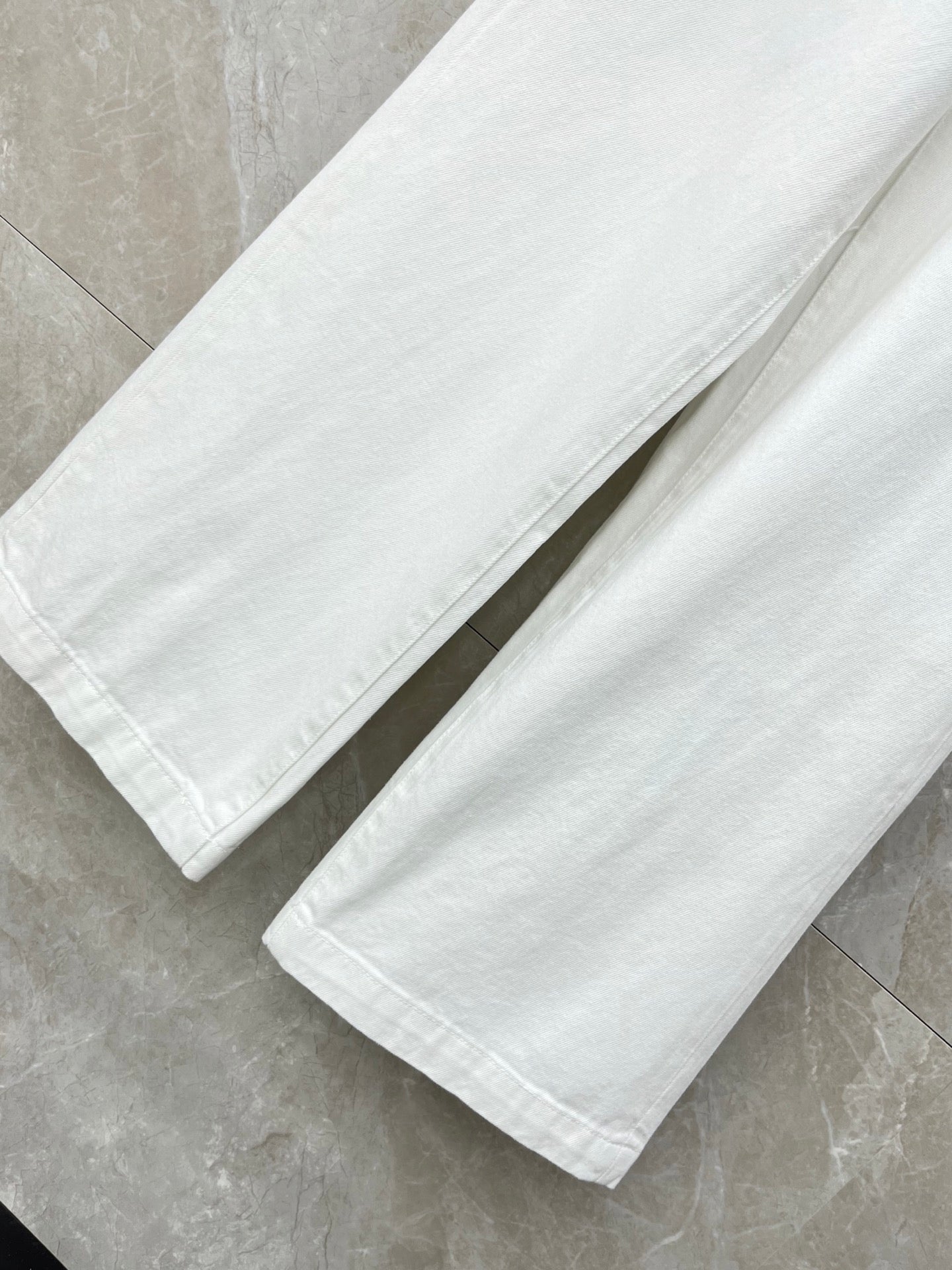26SS NEW Cream White Vintage Wide Leg Jeans
