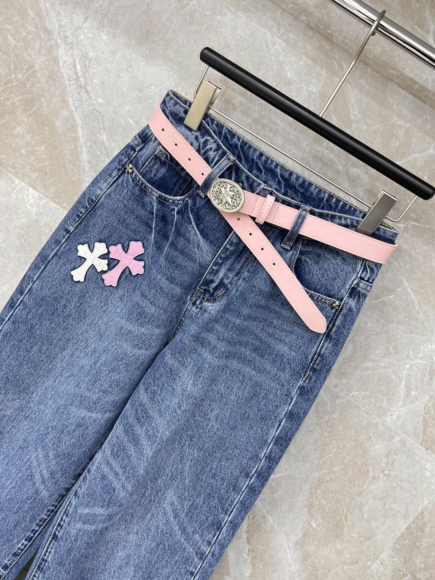 26SS NEW pink and white cross pattern jeans