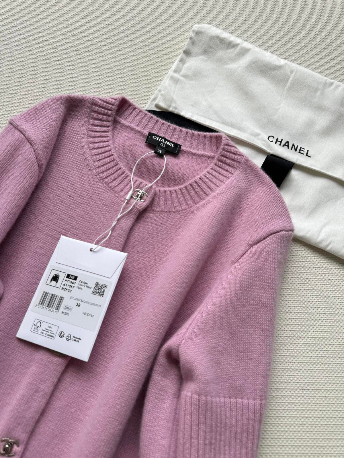 🔥Highest Quality🔥26FW New Cashmere Cardigan with Double-C Clasp