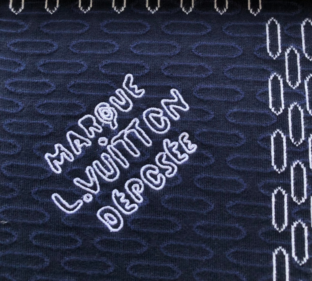 neue Damier-Steppjacke für Piloten