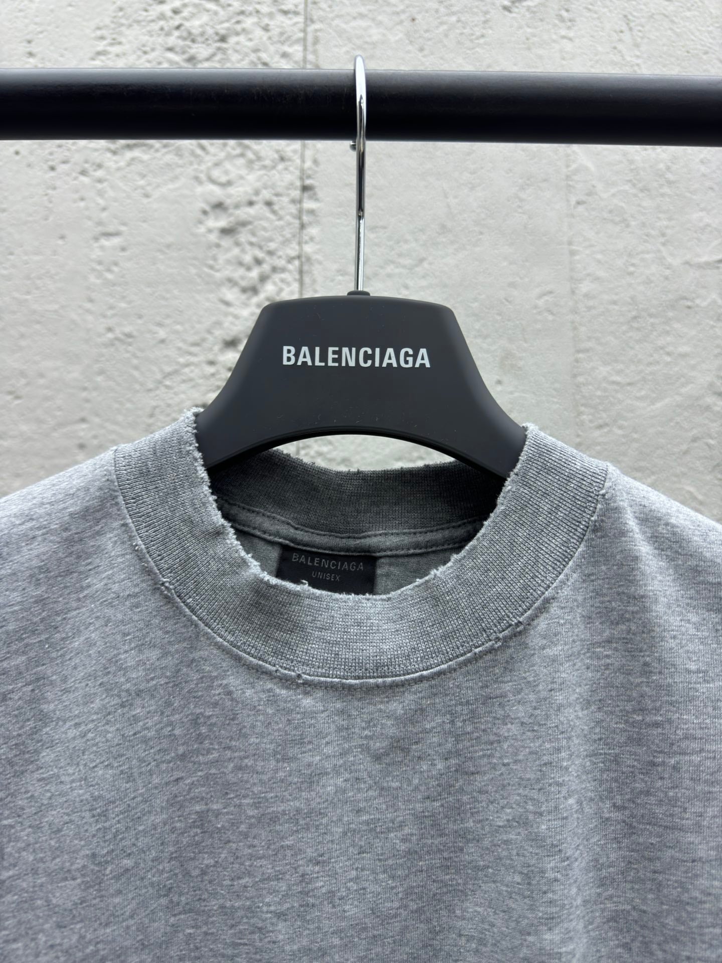 Camiseta con Cinta Adhesiva