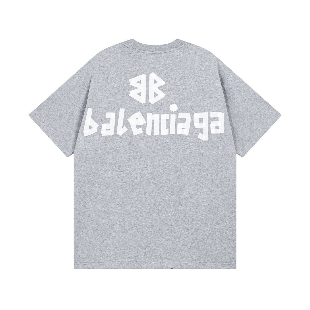 Camiseta con Cinta Adhesiva