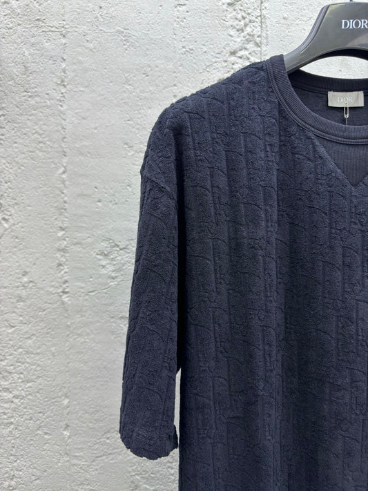 Manga corta de felpa con estampado integral.