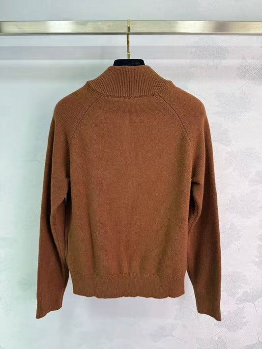 New Maillard-colored zippered knit cardigan.