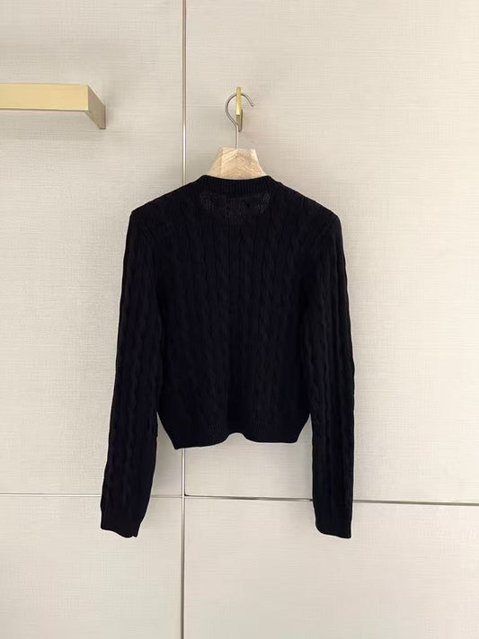 Cardigan mit Zopfmuster und gesticktem Logo