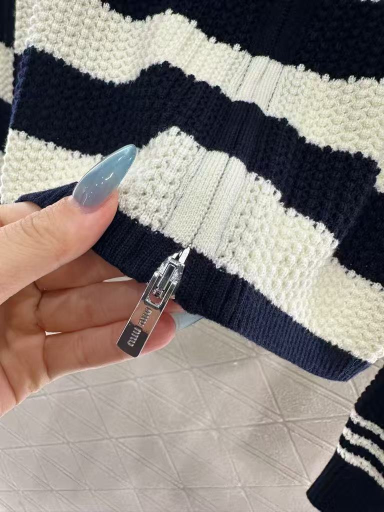 Lapel Knit Striped Cardigan