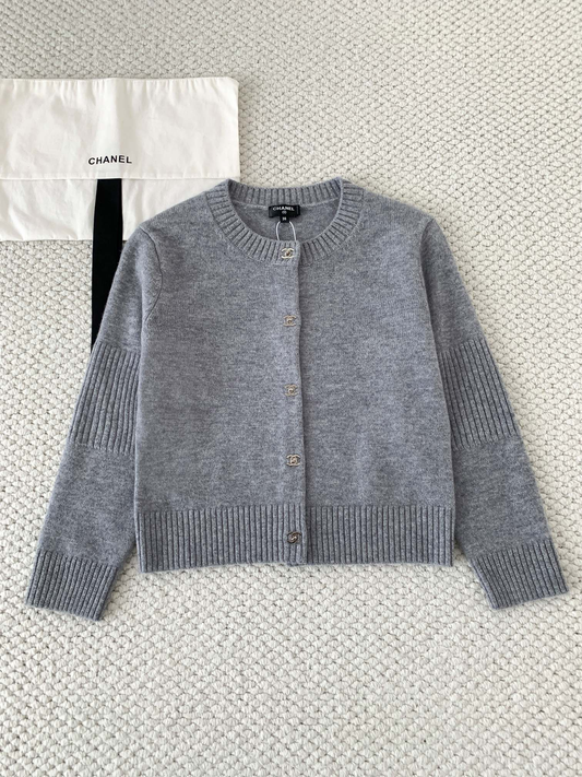 Chan autumn and winter backpack buckle cashmere sweater