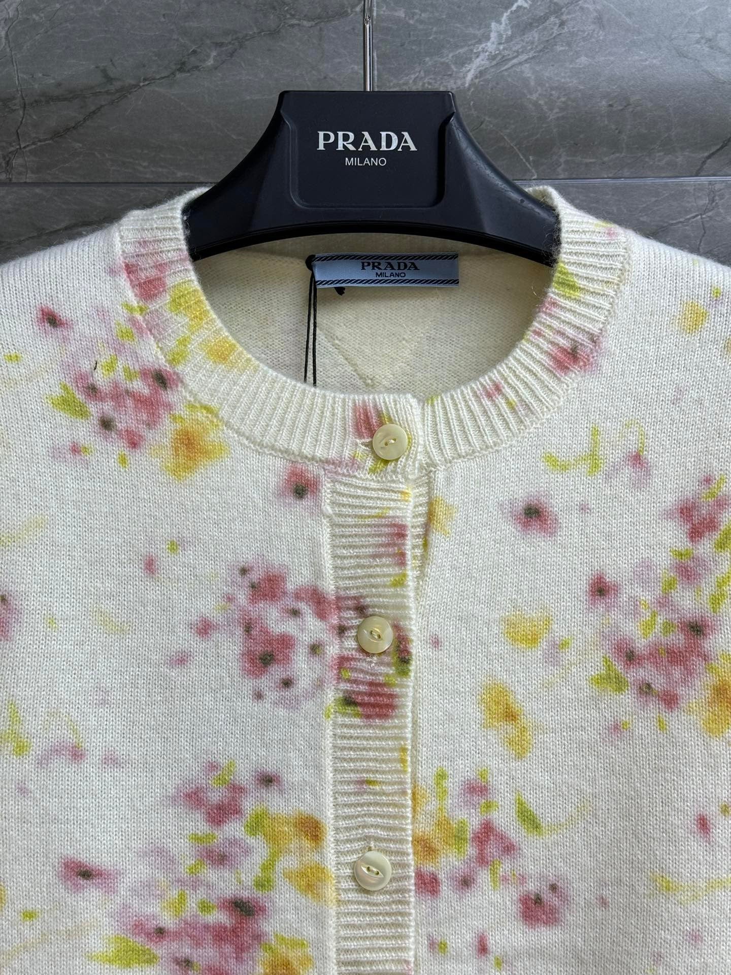 PRDA floral wool cardigan autumn and winter series round neck ribbed neckline