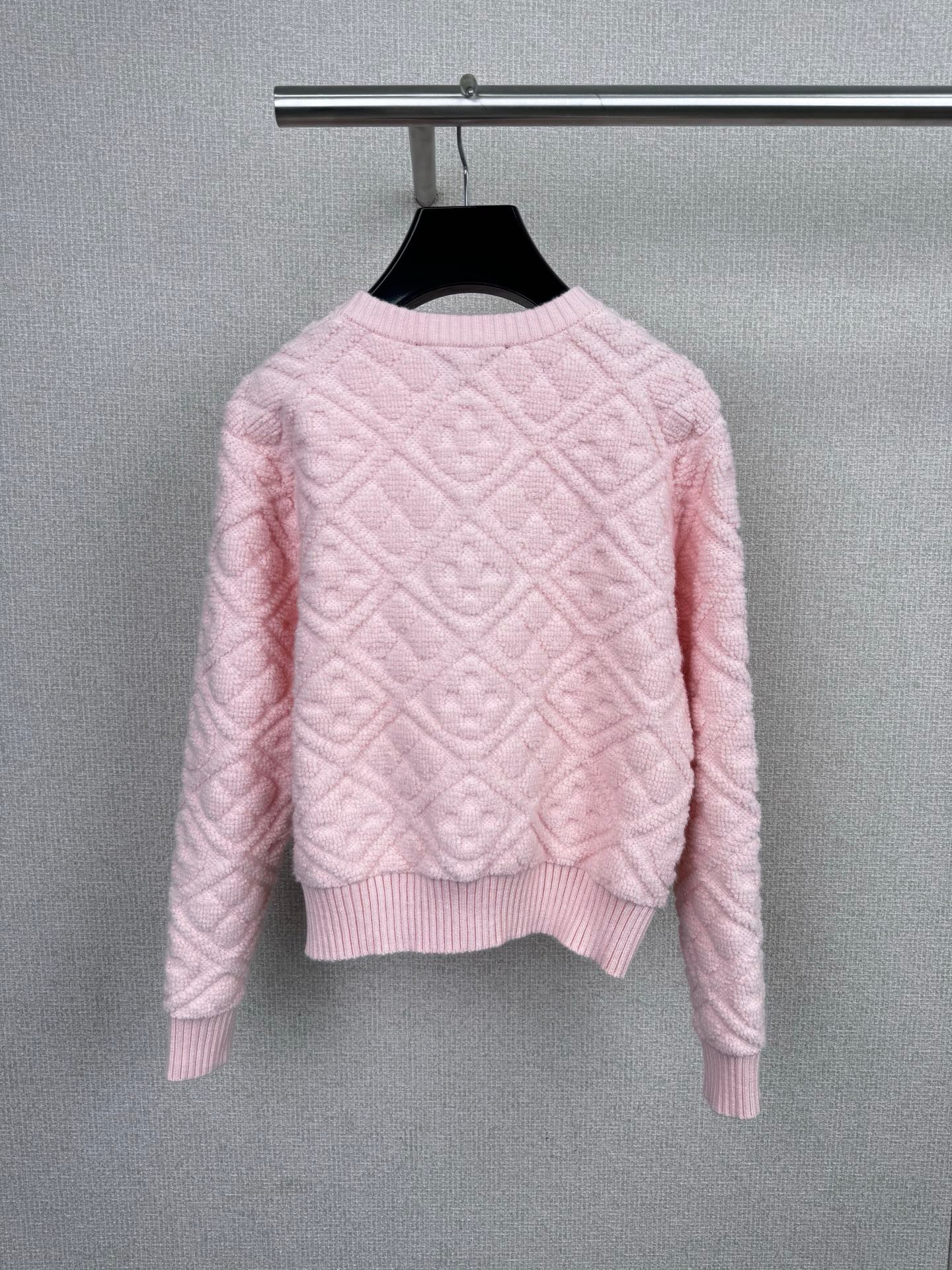 Winter SKI series pink embossed knitted cardigan