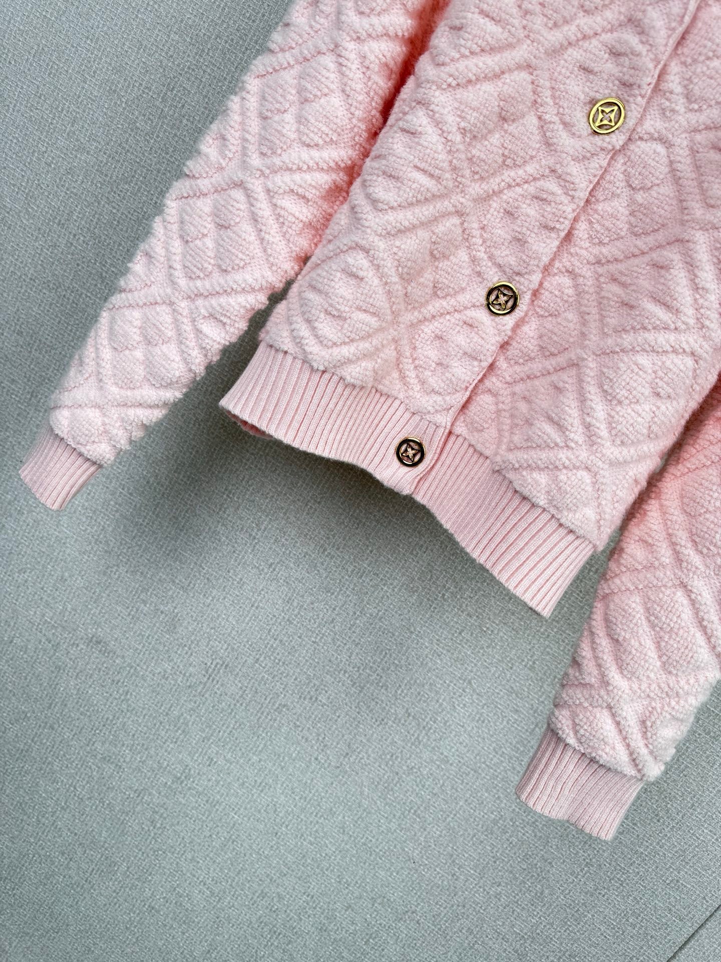 Winter SKI series pink embossed knitted cardigan