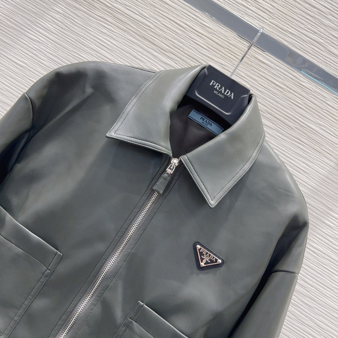 Nueva chaqueta de cuero con cremallera