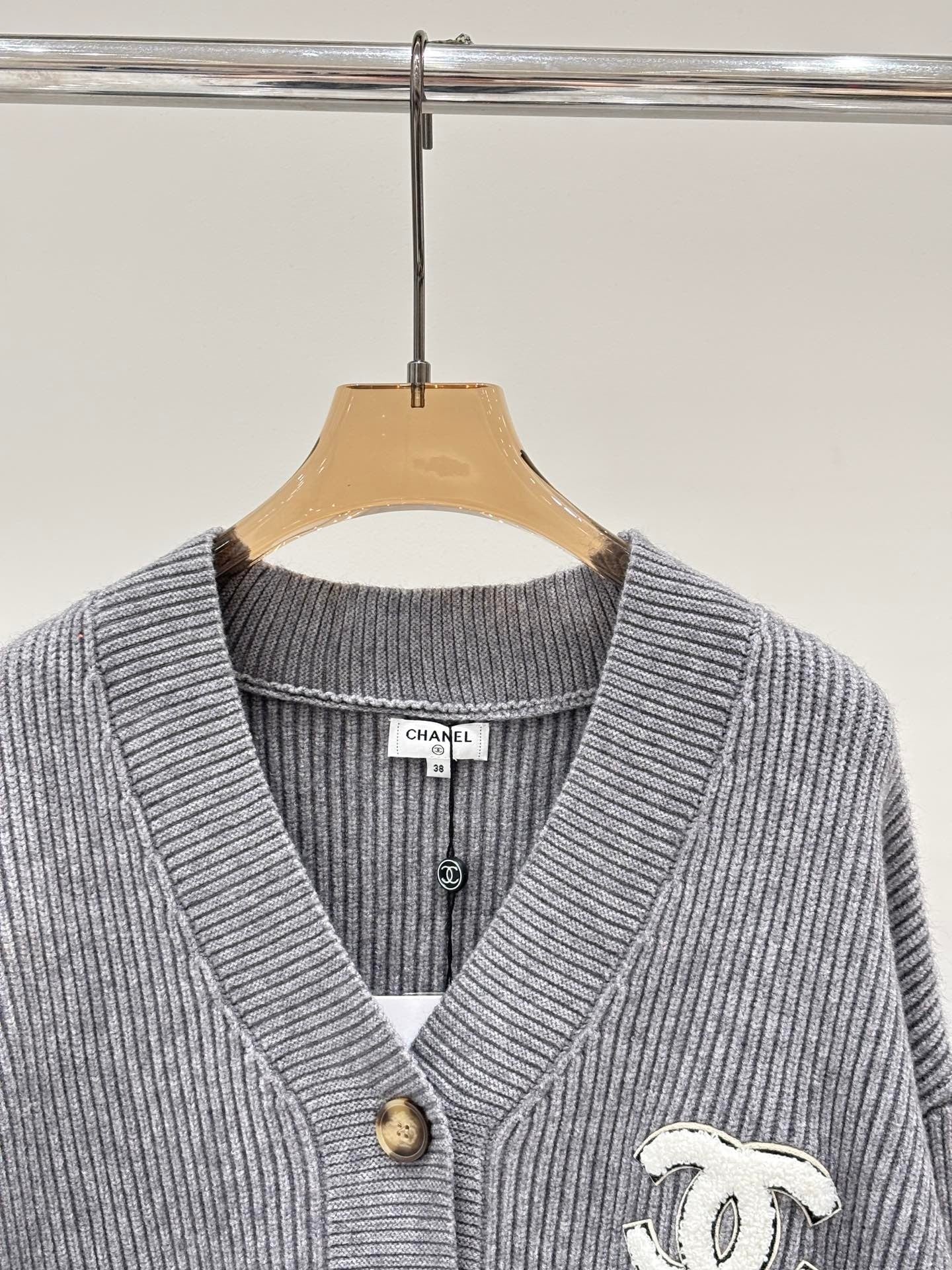 Early Autumn V-neck Casual Knit Cardigan