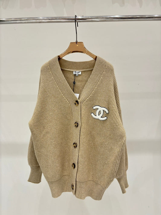 Early Autumn V-neck Casual Knit Cardigan