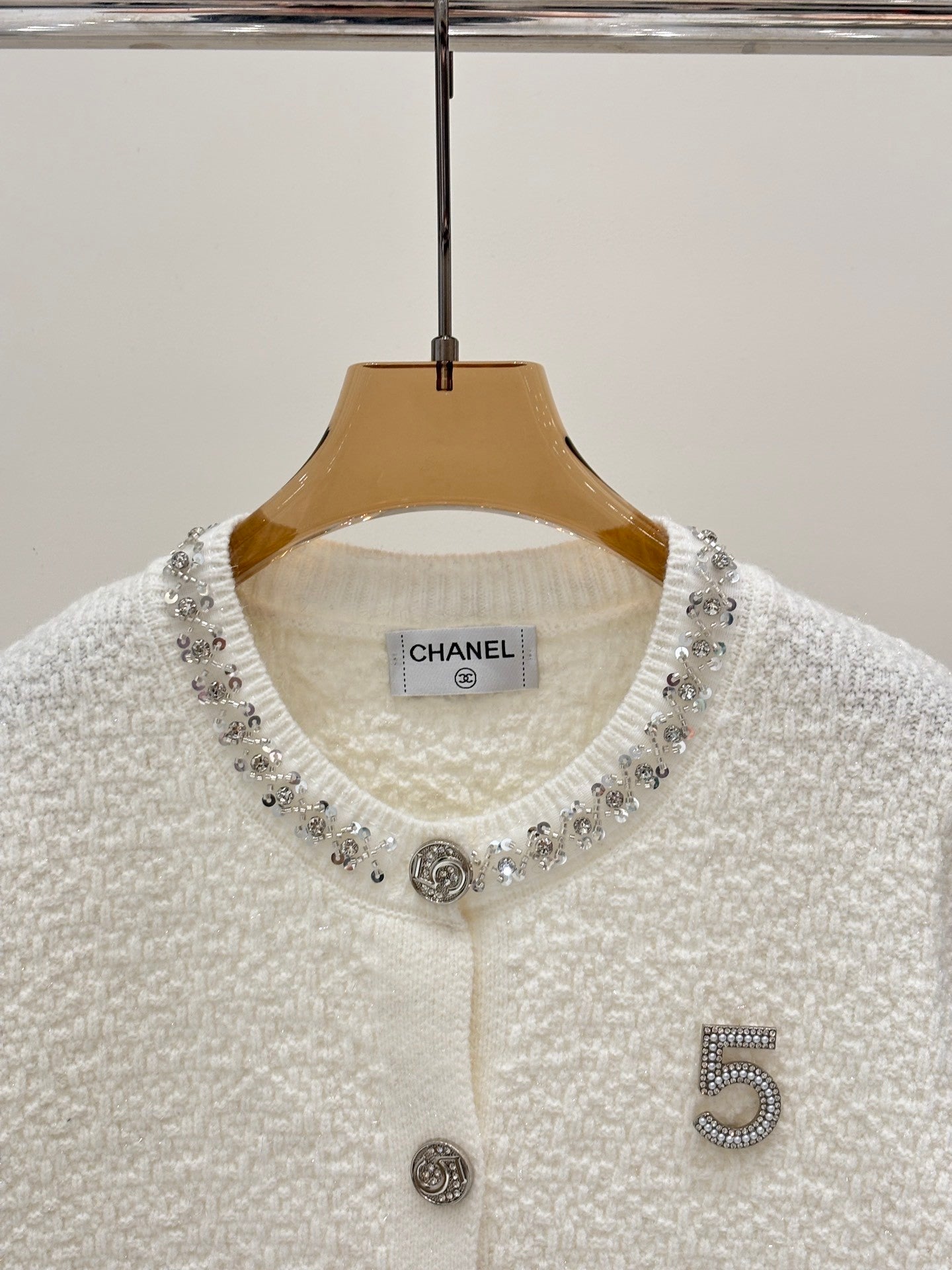 25 Early Autumn New Round Neck Number Simple Casual Knitted Cardigan