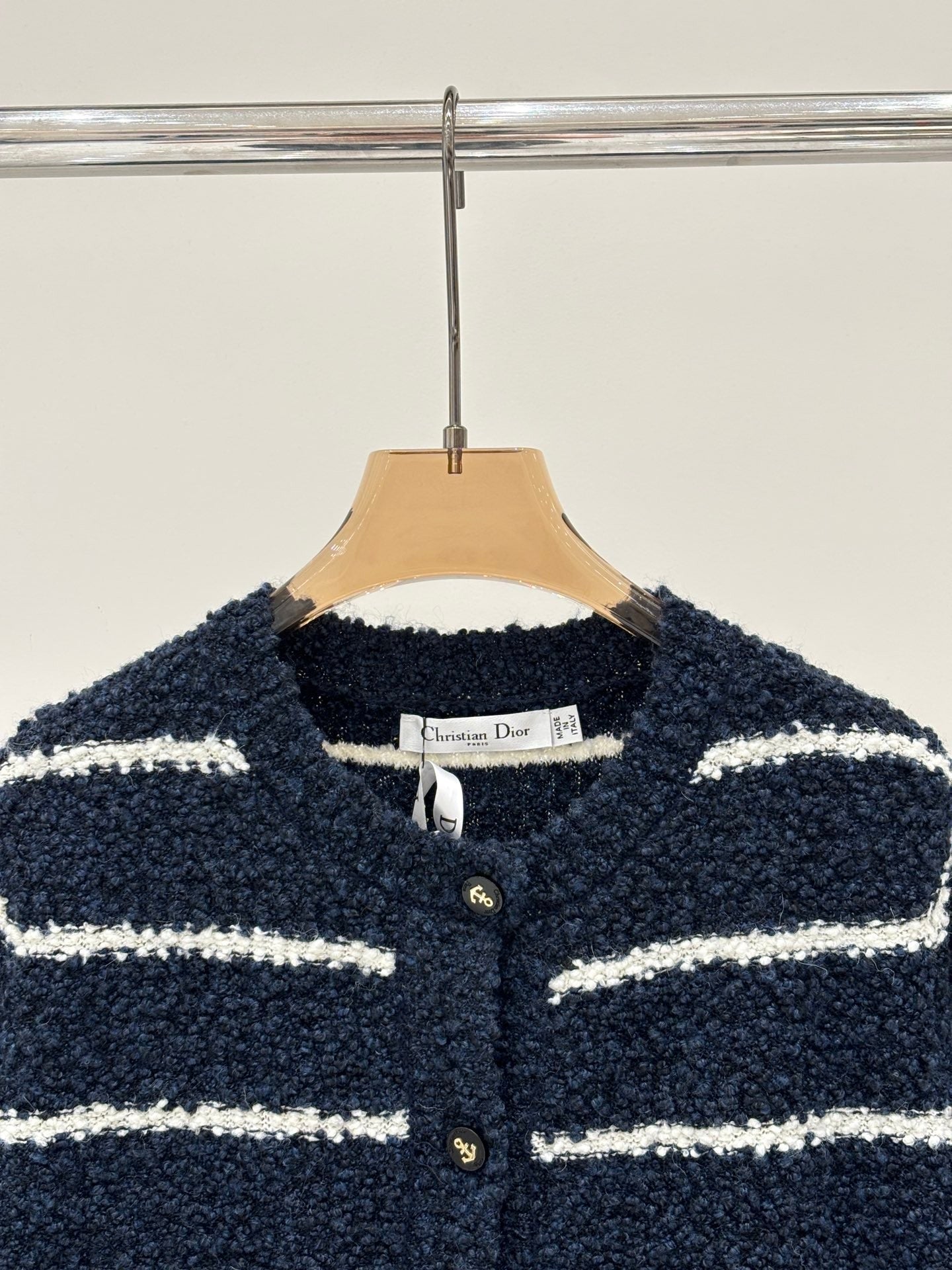 25 Early Autumn New Round Neck Striped Soft Cardigan