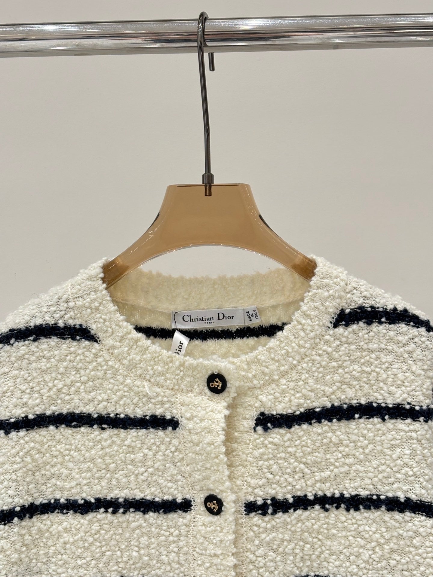 25 Early Autumn New Round Neck Striped Soft Cardigan