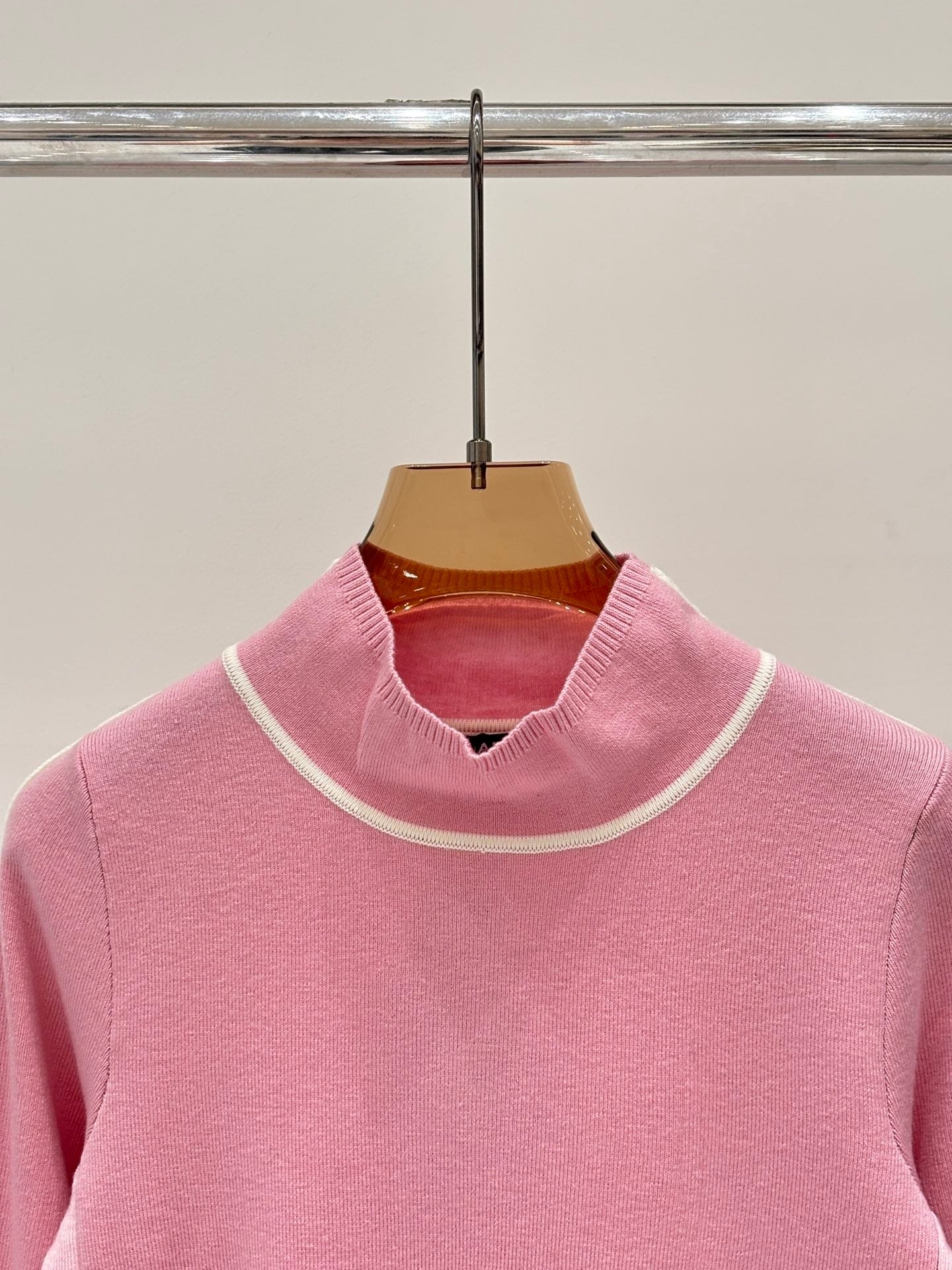 25 Early Autumn New Round Neck Color Block Simple Knitted Long Sleeve