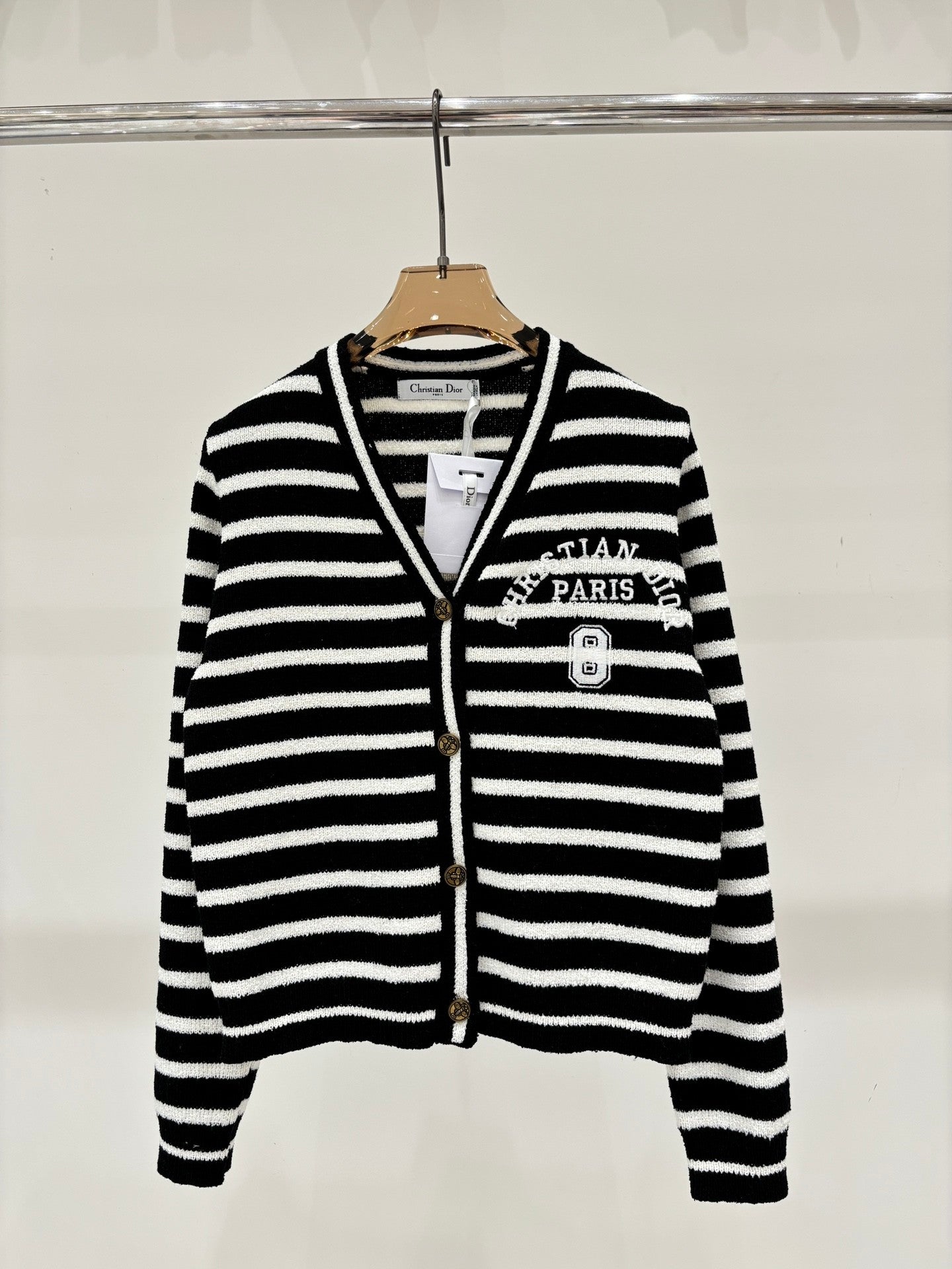 25 Early Autumn New V-neck Letter Striped Casual Knit Cardigan