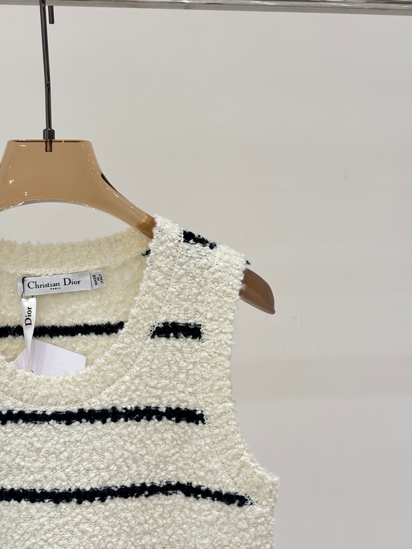 25 Early Autumn New Round Neck Soft and Comfortable Casual Vest