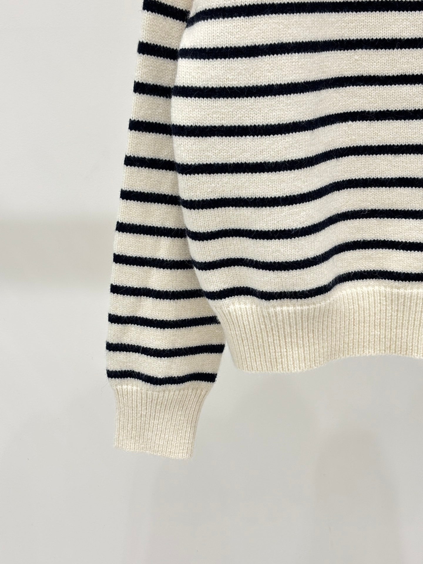 Collared striped loose top