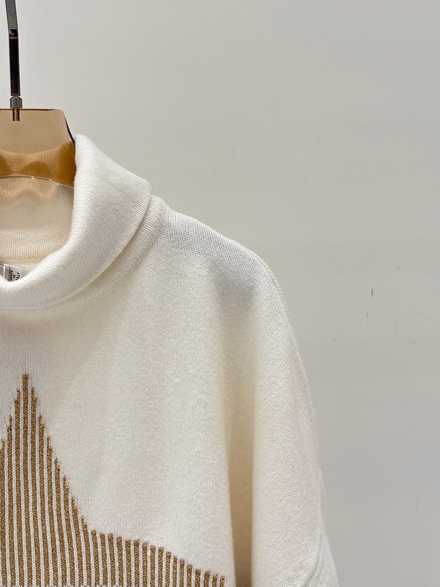 25 Early Autumn New High-Neck Five-Pointed Star Pattern Long-Sleeved Top