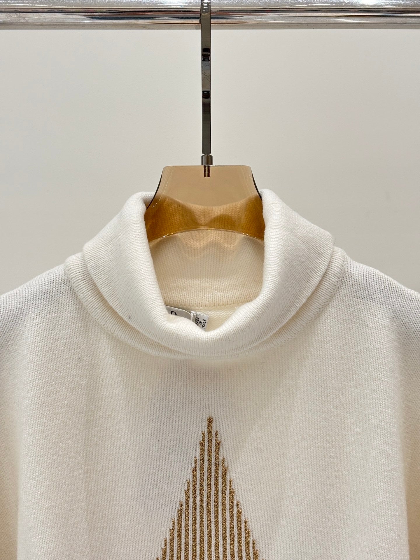 25 Early Autumn New High-Neck Five-Pointed Star Pattern Long-Sleeved Top