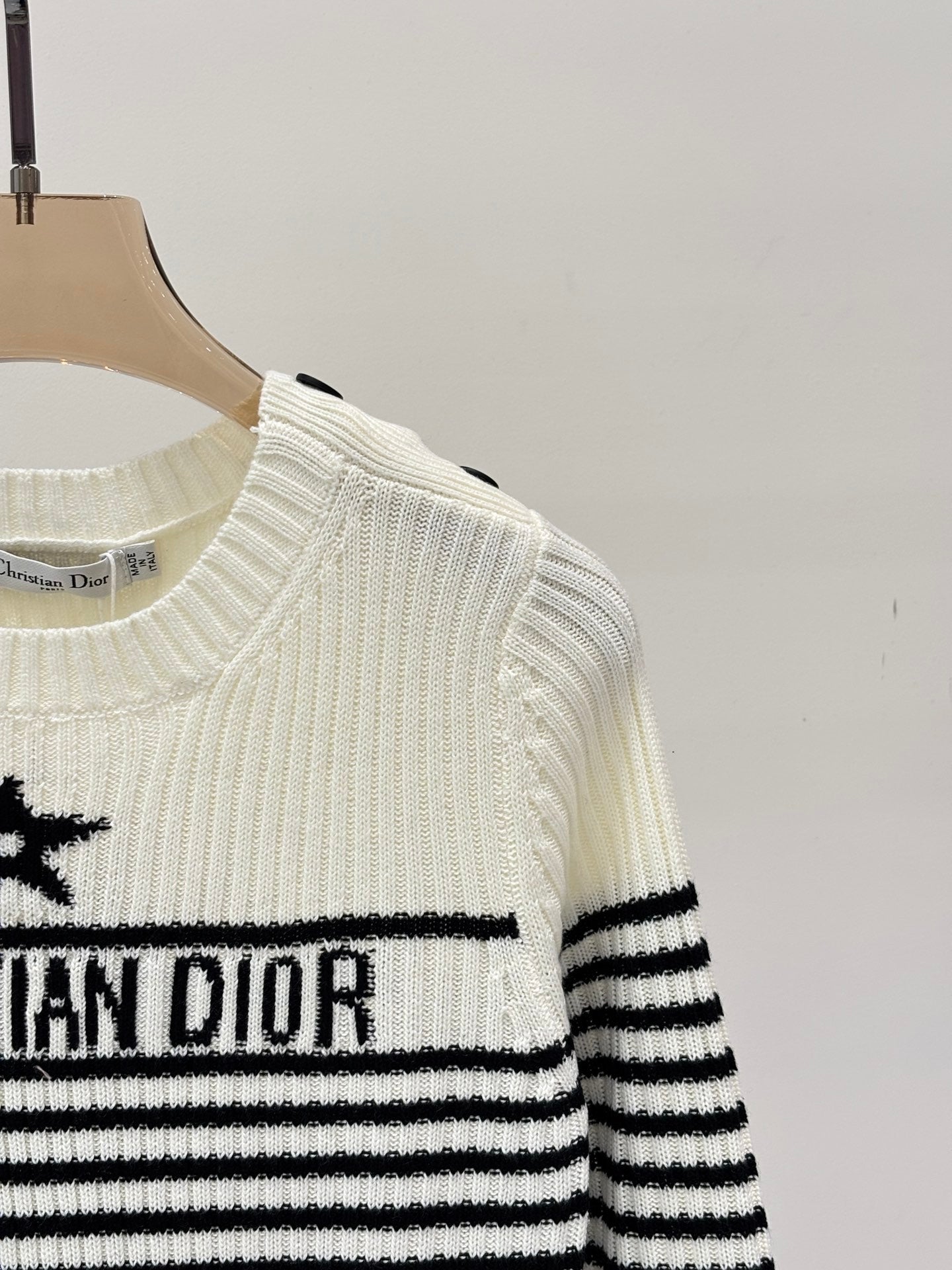 25 Early Autumn Five-Pointed Star Embroidered Knitted Long-Sleeved Top