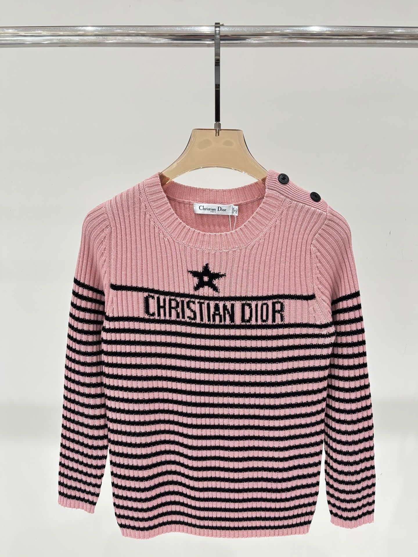 25 Early Autumn Five-Pointed Star Embroidered Knitted Long-Sleeved Top