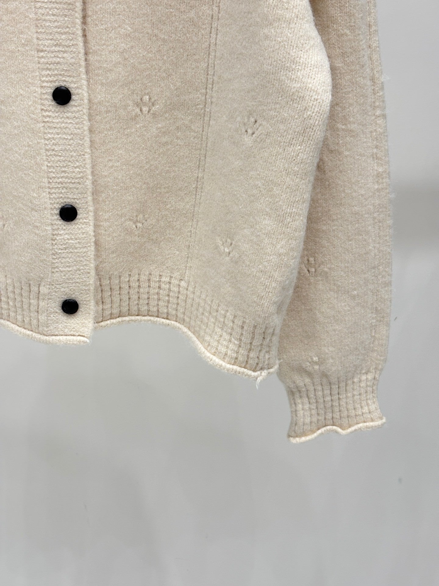 🔥HOT🔥25FW Crew neck simple casual knitted cardigan