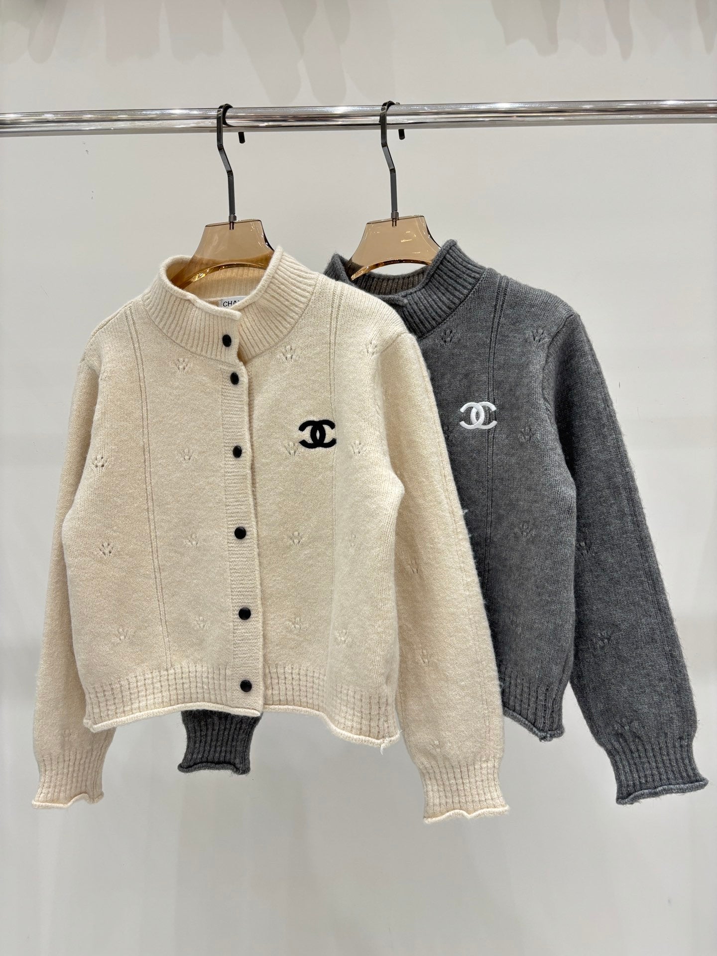 🔥HOT🔥25FW Crew neck simple casual knitted cardigan