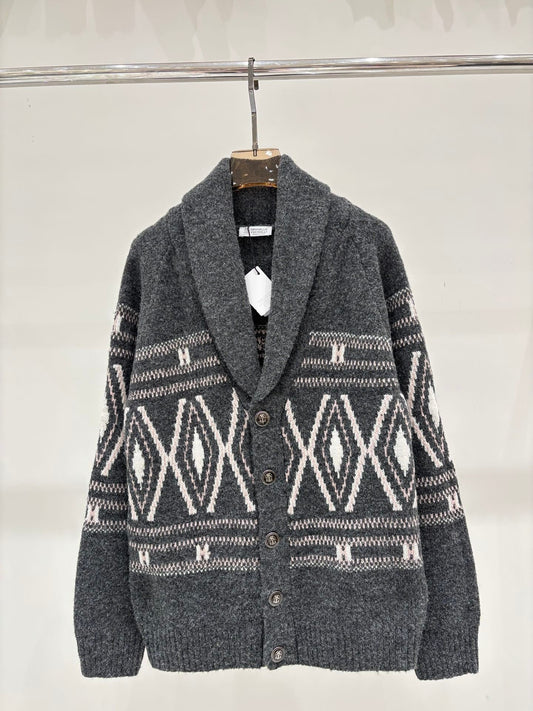 New V-neck knitted cardigan