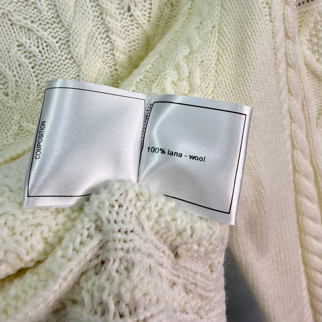 Knitted crew neck pullover