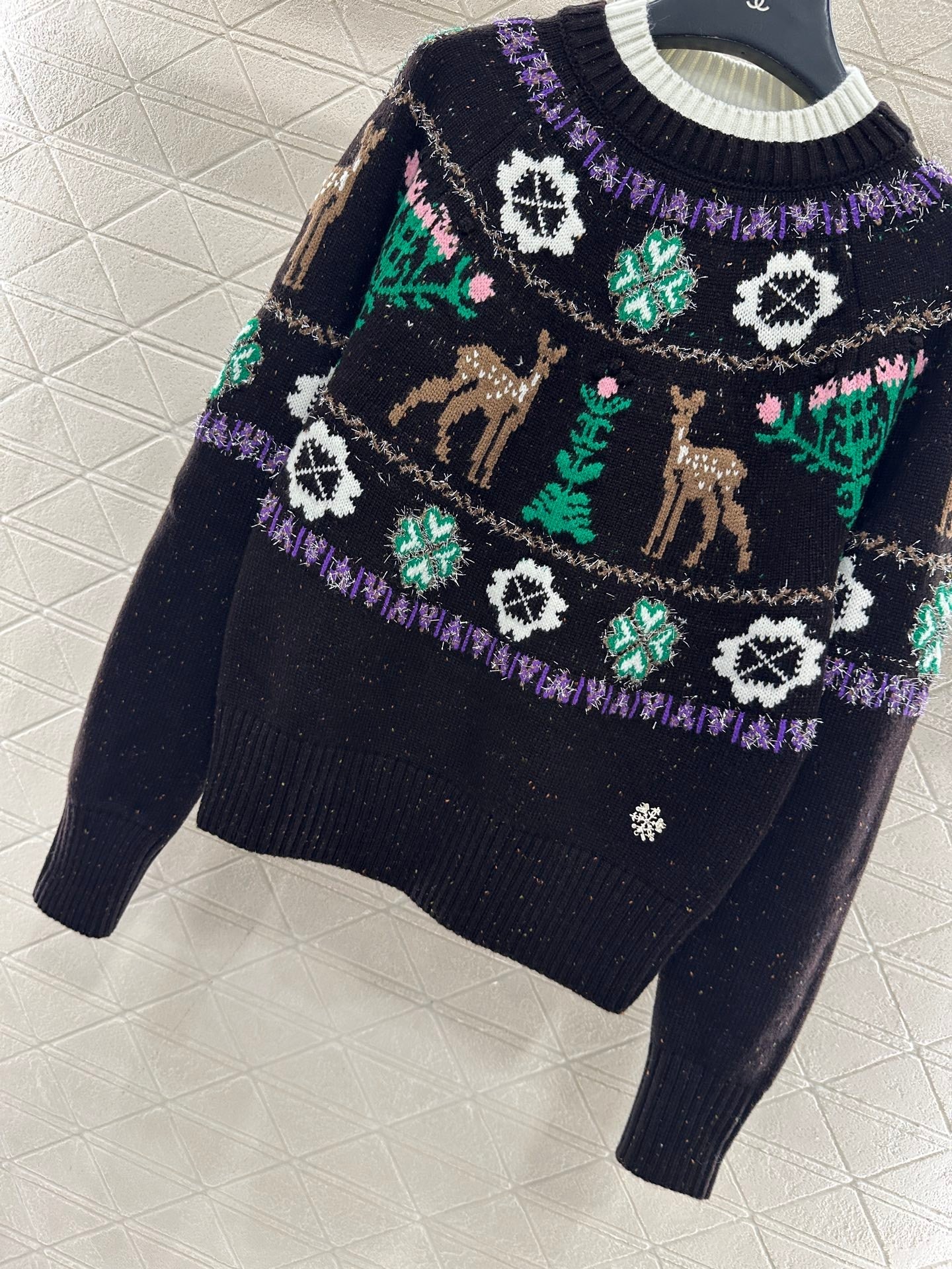 25FW New Soft and Comfortable Crew Neck Long Sleeve Sweater